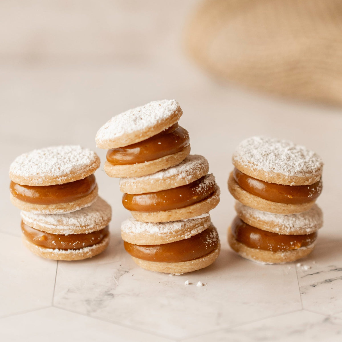 Alfajores with Dulce de Leche