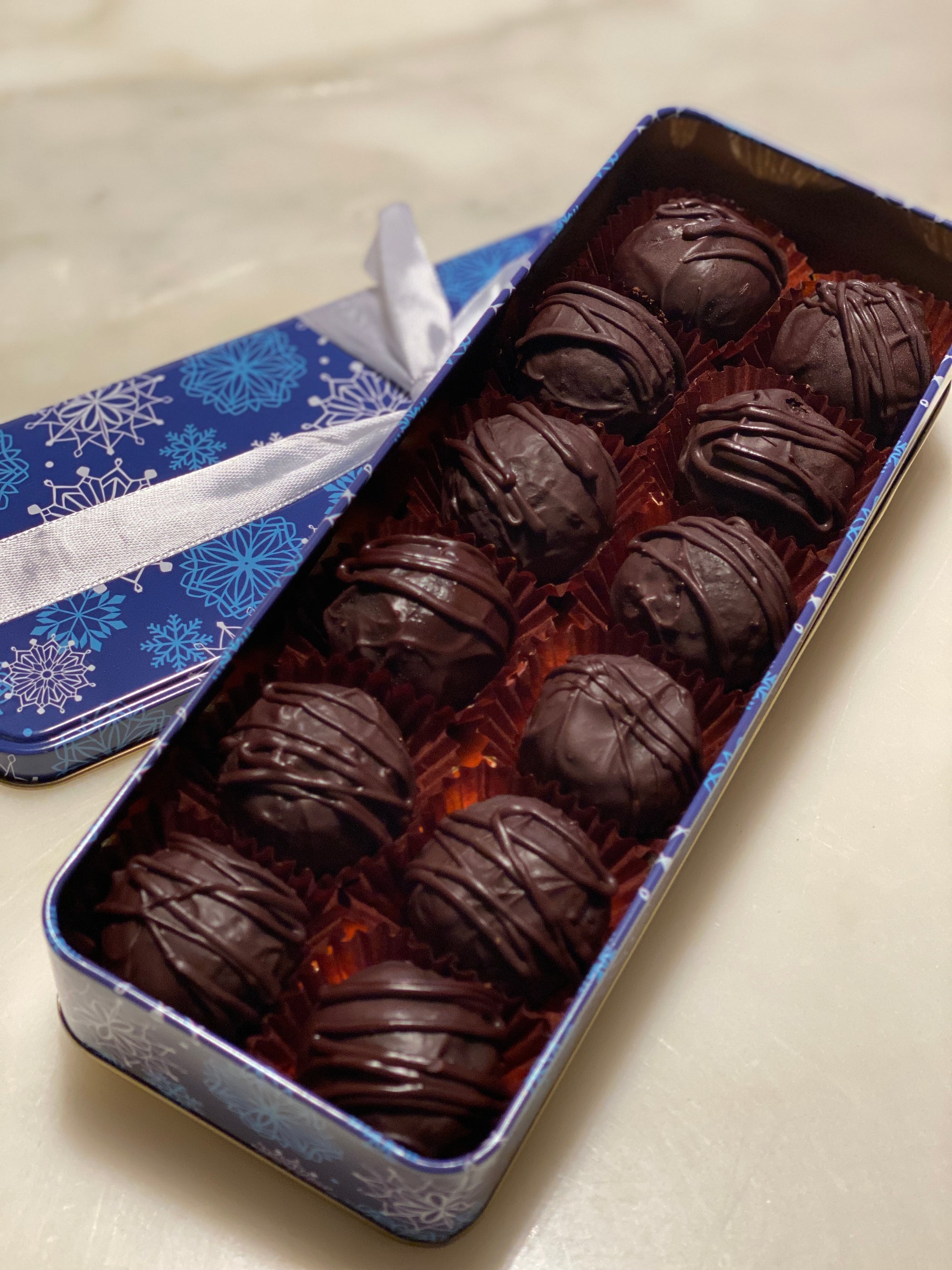 Chocolate Truffle Gift Box Delizzia Bakery